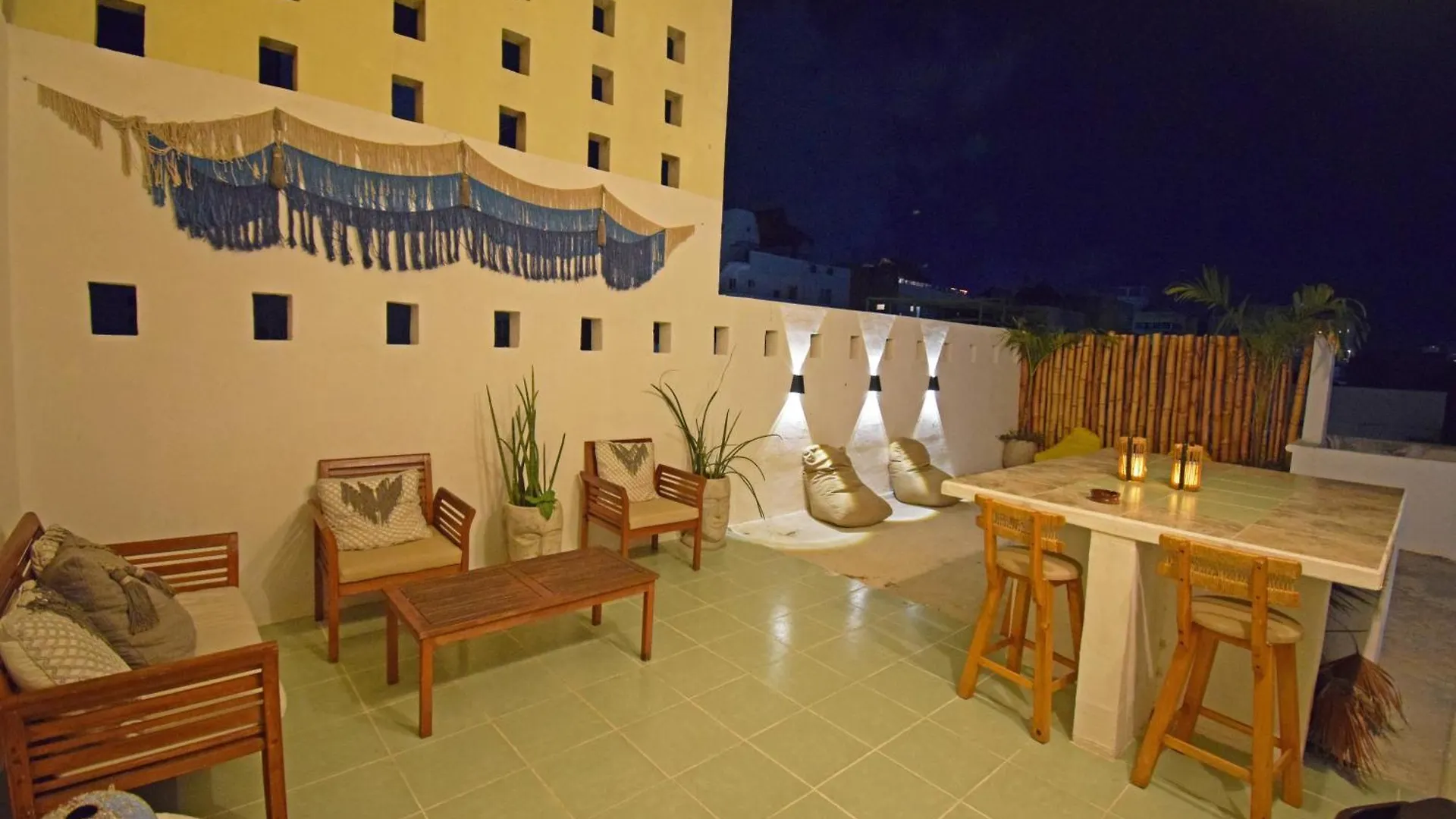Casa Equinox Cancun - Bohemic Tropical House 0*,  Meksika